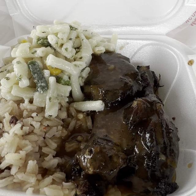 Stewed meat with rice and slaw